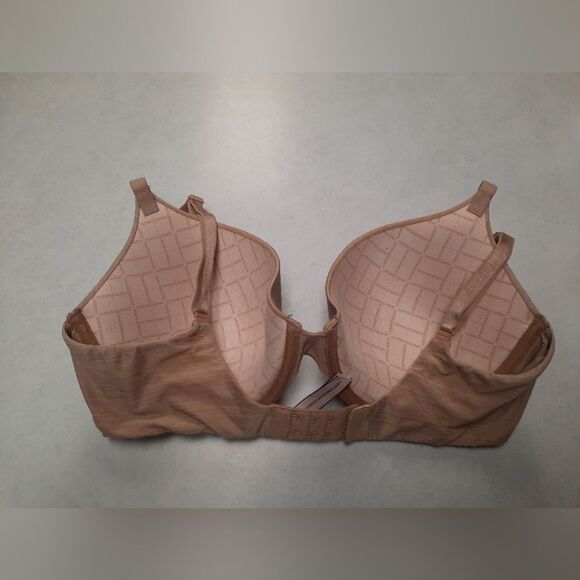 Victorias Secret Uplift Semi Demi 34DD Beige - Picture 2 of 3